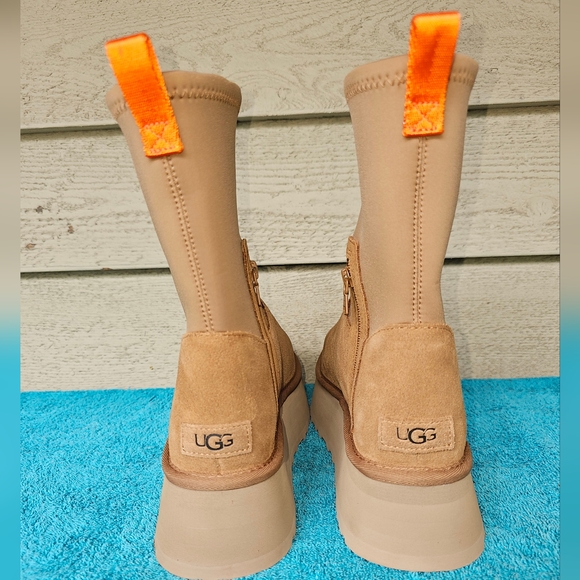 UGG Women's Classic Dipper Suede Platform Boots Chestnut Size 11 - Picture 4 of 7